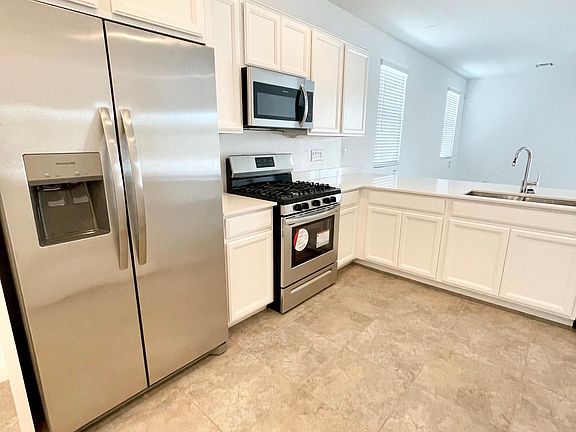 4th image of 3831 S 63rd Dr