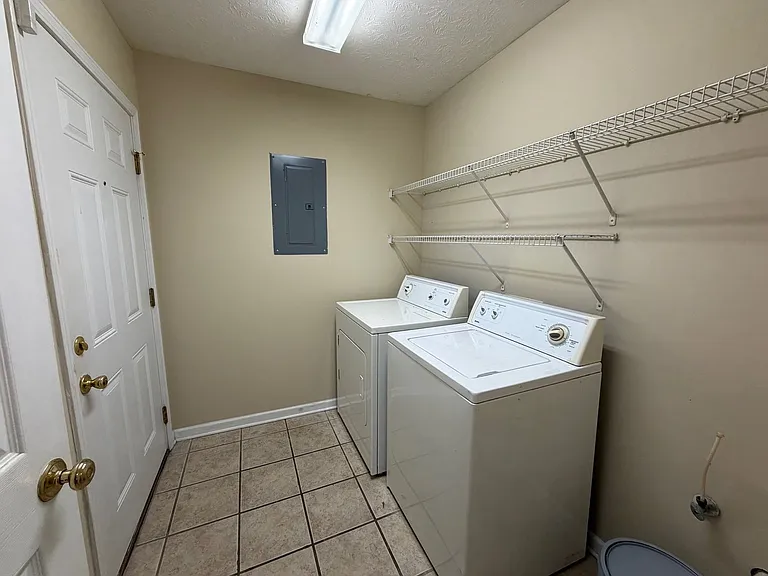 147 Harmon Dr #G — Photo 6