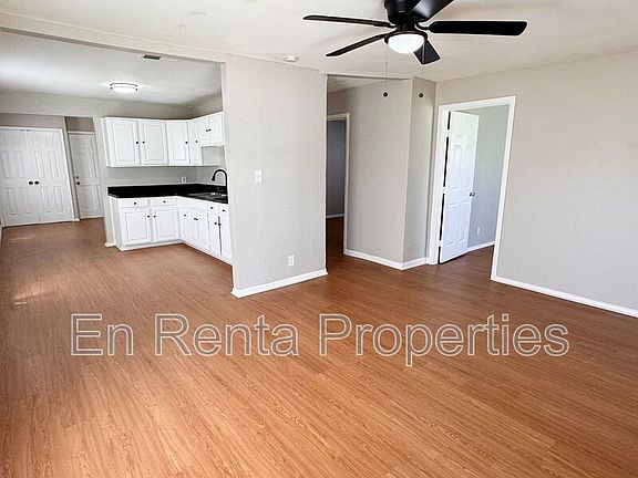 4th image of 525 W Hammond St