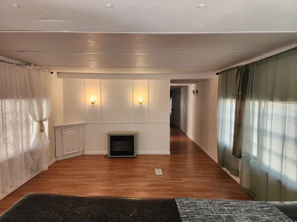 900 S Century Dr #2, Ogden, UT 84404