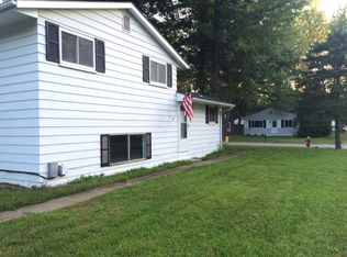 5533 Pleasant St, North Ridgeville, OH 44039