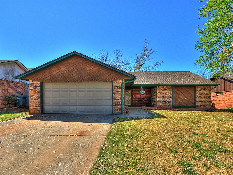 1st image of 2612 Greenfield Dr