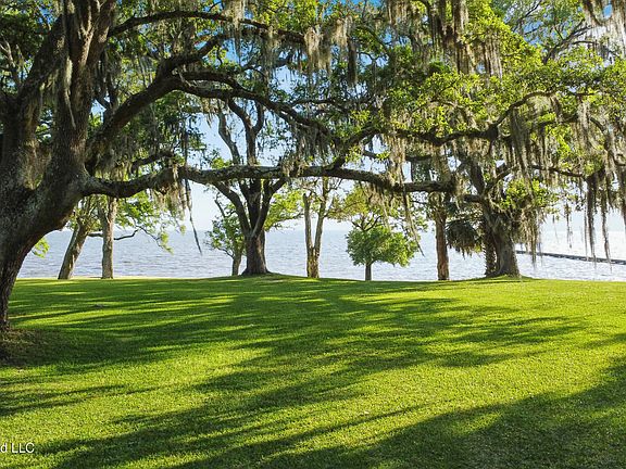 4th image of 10301 Pointe Aux Chenes Rd