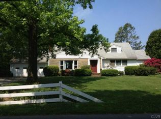 930 Hillview Rd, Allentown, PA 18103