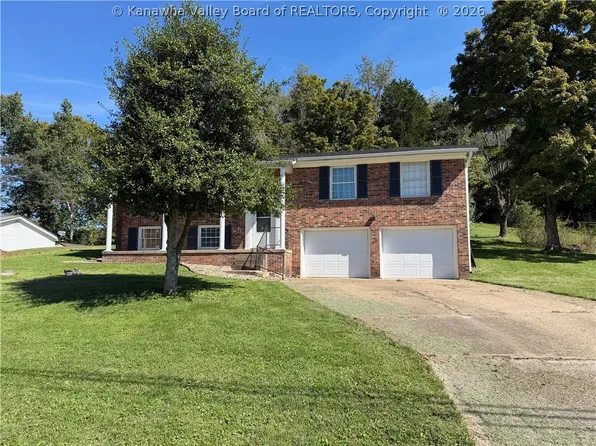 435 Charleston Rd, Point Pleasant, WV 25550