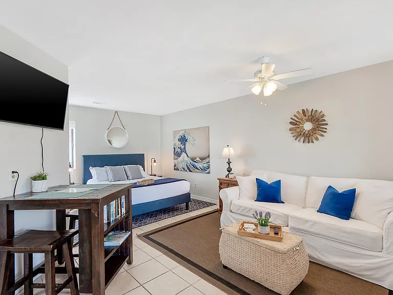 4114 Holiday Dr #17 — Photo 4