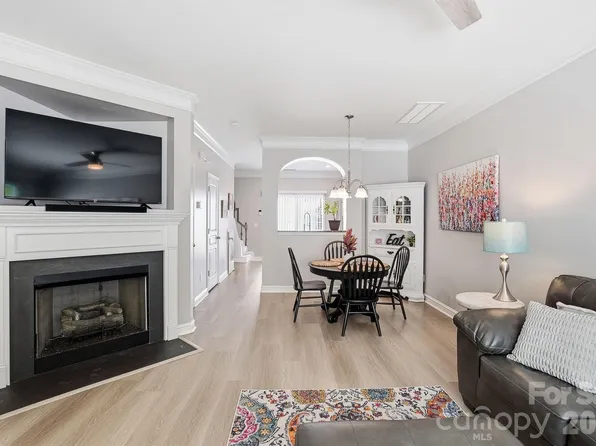8512 Sunset Hill Rd, Waxhaw, NC 28173