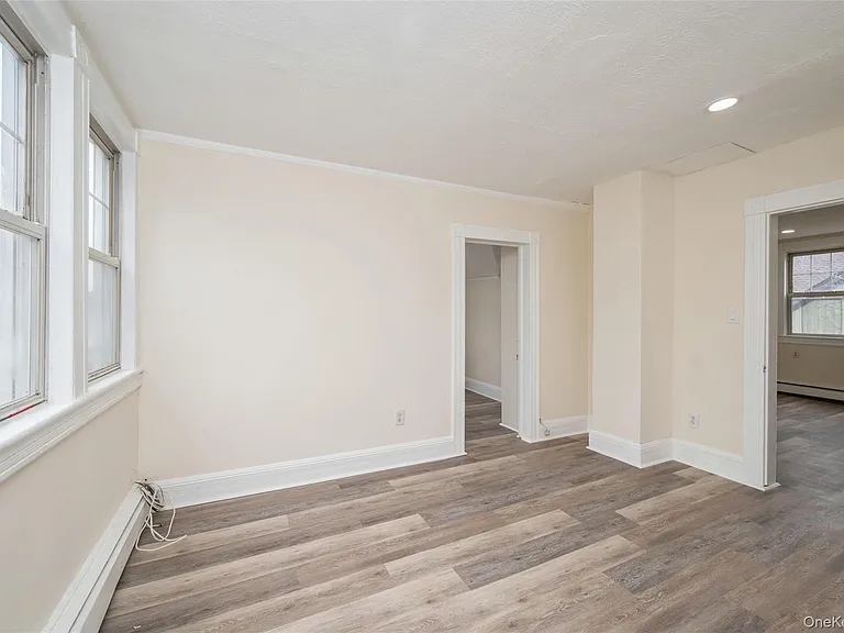 36 Tyler Ave — Photo 13