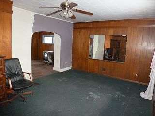 4th image of 917 Bennett St