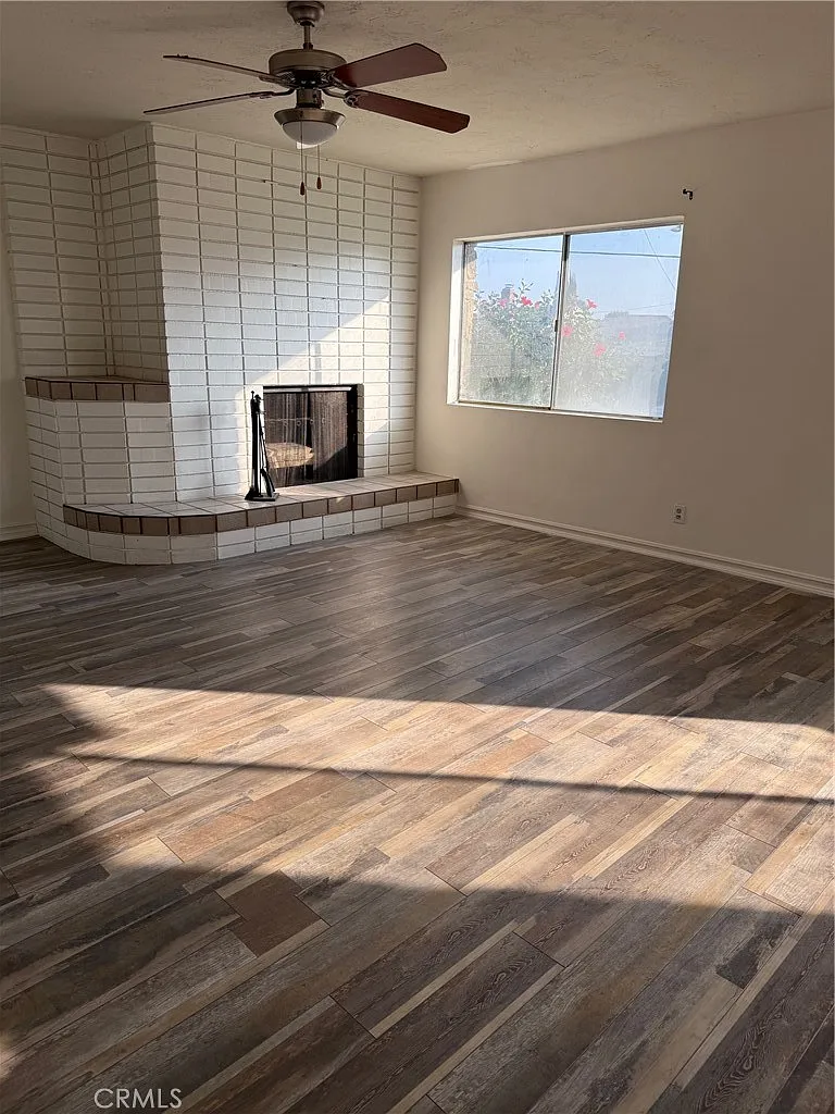 4 bed, 2451 sqft, $4,500 — Photo 3
