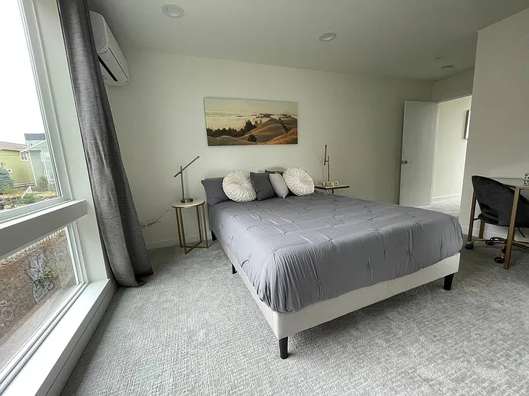 2214 S Charles St — Photo 7