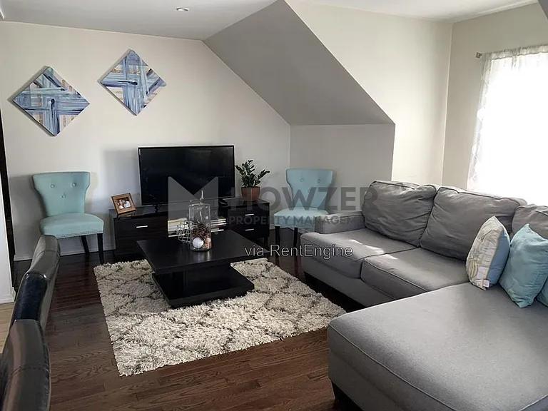 322 Broad St #2 — Photo 4