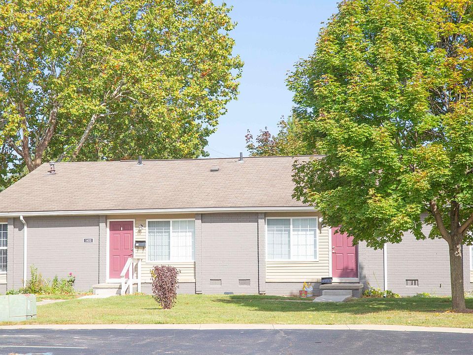 1st image of 1431 Stacy Dr #1431