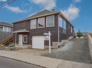 139 6th Ave, Seaside, OR 97138