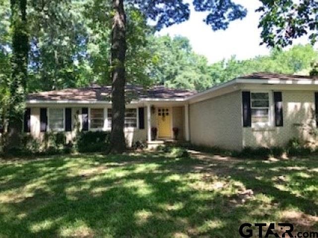 1st image of 108 SE Lakeshore Dr