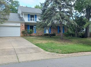 11209 Hunt Club Dr, Rockville, MD 20854