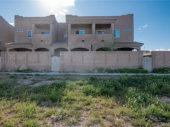 4th image of 688 Vista Grande Dr