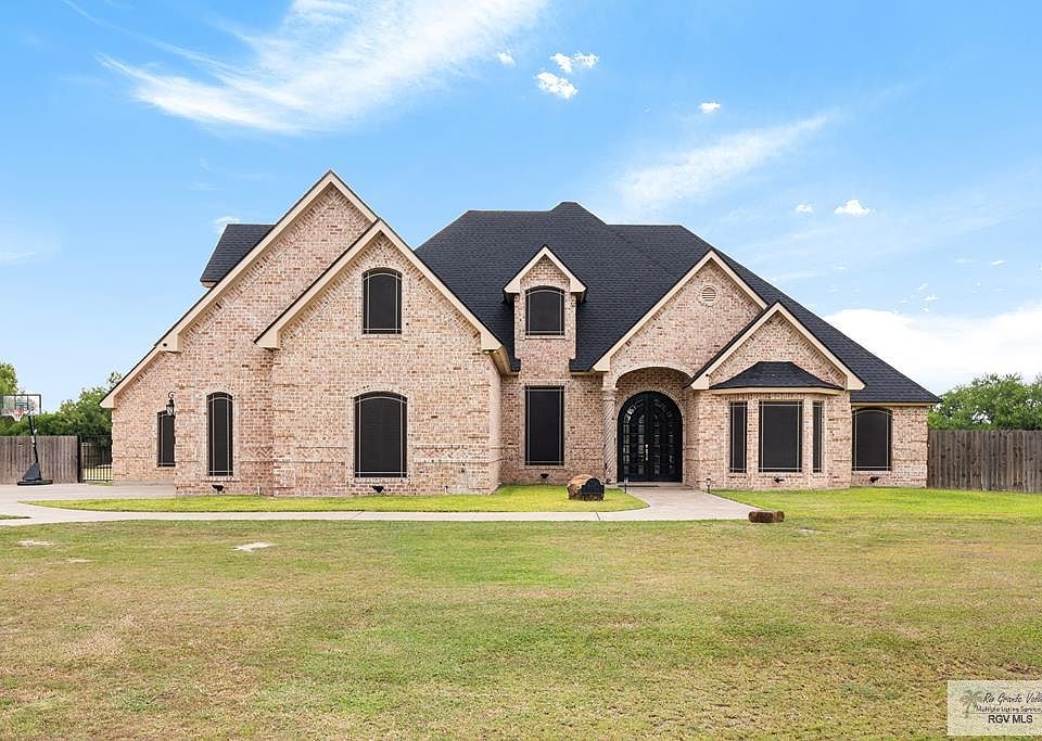 1st image of 21194 Vista Dr