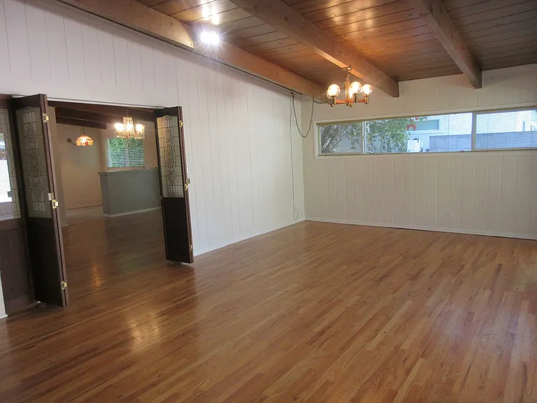 13235 Cumpston St — Photo 14