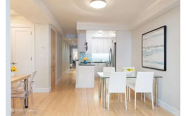 Rented by Douglas Elliman | media 25