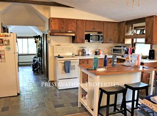 123 Mount Vernon St FLOOR 3, West Newton, MA 02465