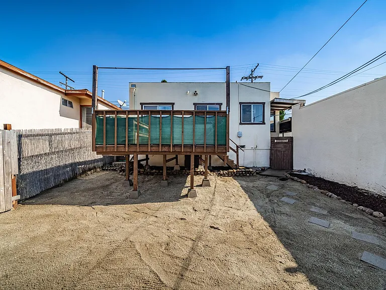 2576 Violet St — Photo 26