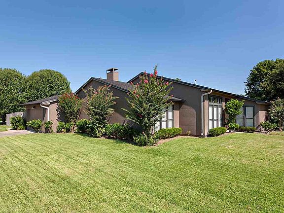 2nd image of 4390 Willow Bend Dr