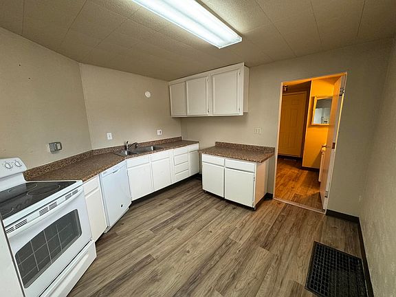 2nd image of 645 Blue Lakes Blvd #D