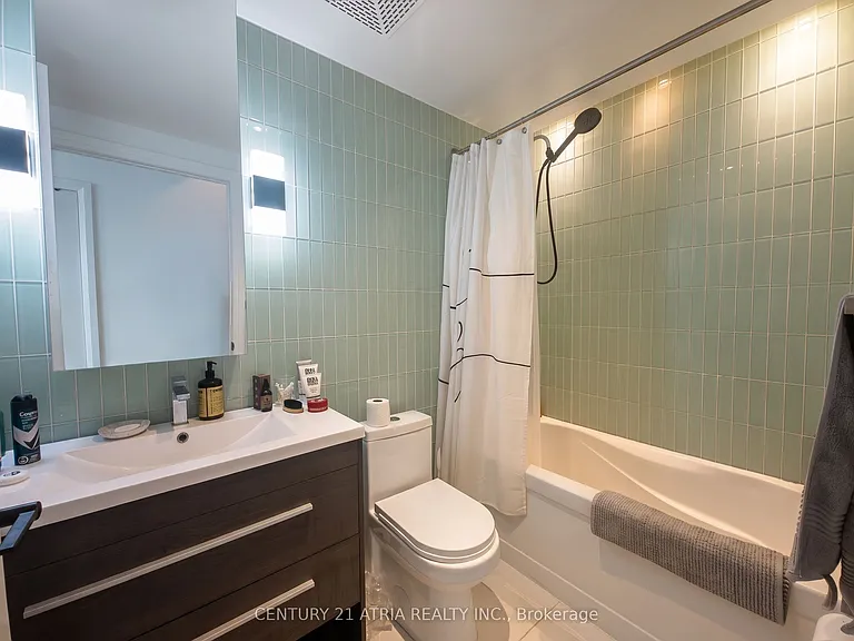 80 John St #2710 — Photo 5