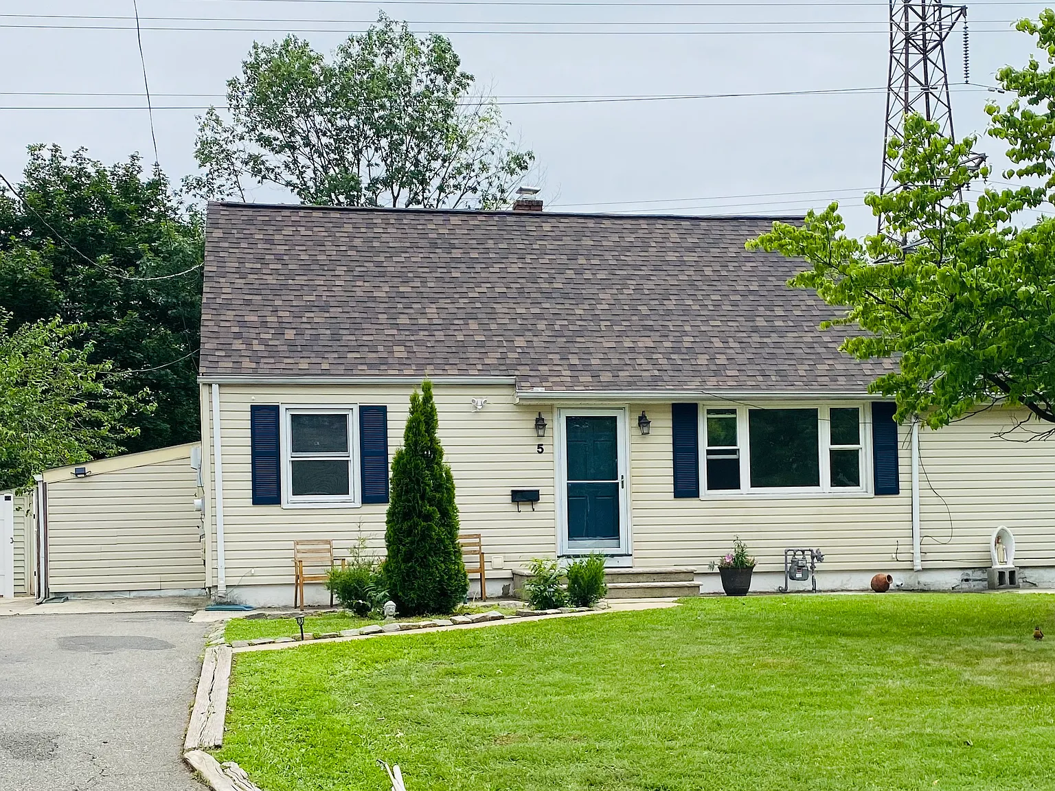 3 bed, 1267 sqft, $3,000 — Photo 2