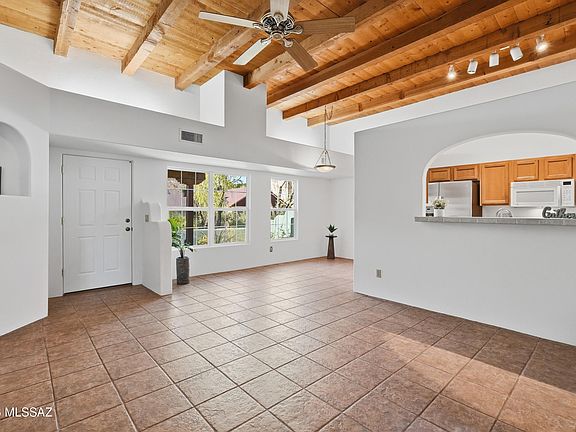 4th image of 10523 E John McNair Pl
