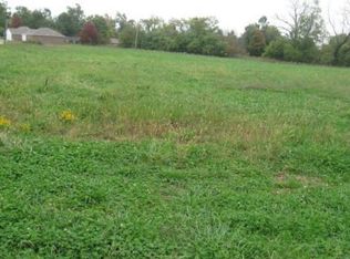 Roselawn St, Siloam springs, AR 72761