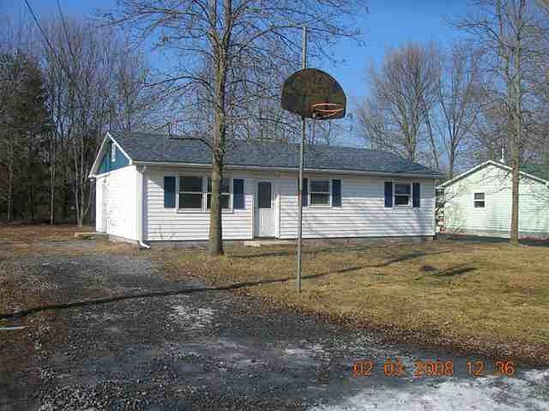 2nd image of 10 HOWARD Drive