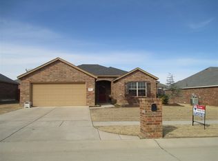 4801 Lakeshore Dr, Ardmore, OK 73401