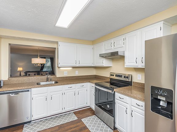 3rd image of 6018 Alexander Ave