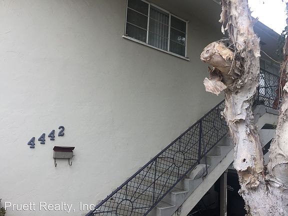 3rd image of 4442 Mentone St