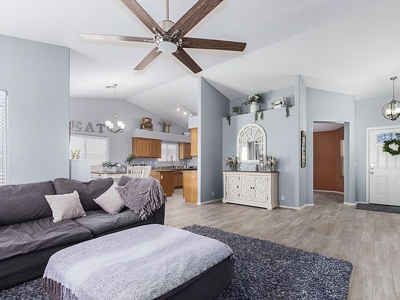3rd image of 8831 W Echo Ln