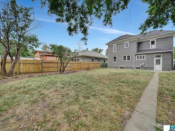 4th image of 4619 Baldwin Ave