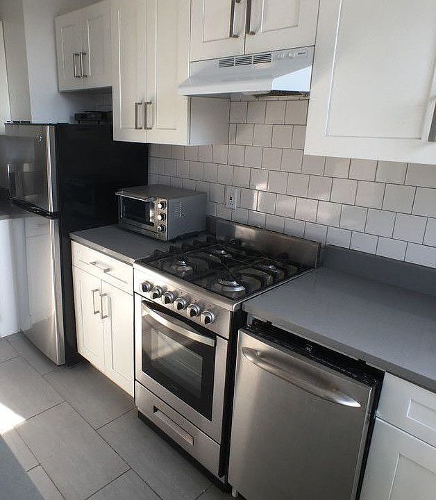1st image of 109 E 12th St APT 5
