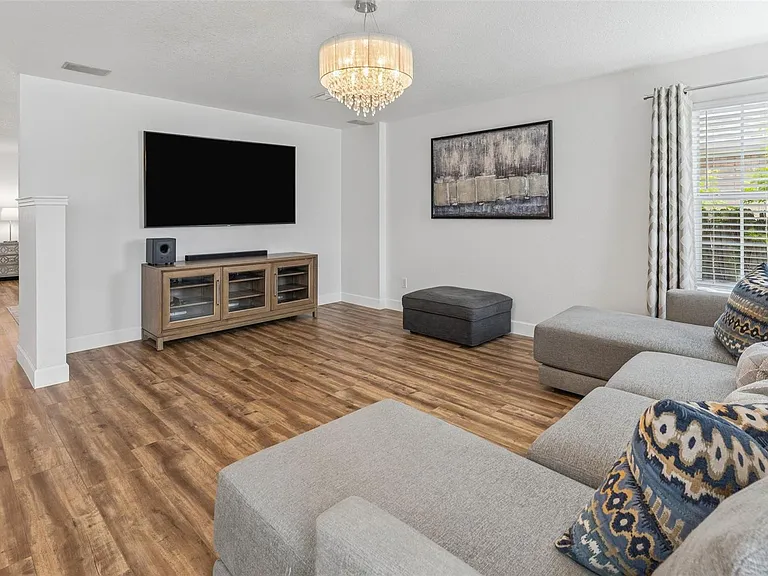 1653 Knight Trl — Photo 18