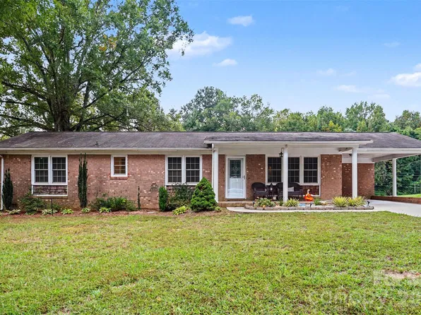 104 Terrace Dr, Cherryville, NC 28021