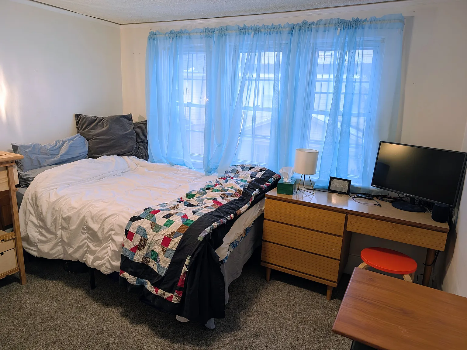 2 bed, 1394 sqft, $850 — Photo 1