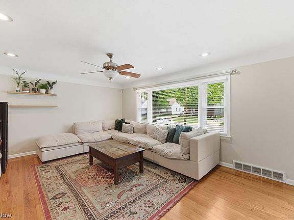 4th image of 4134 Princeton Blvd