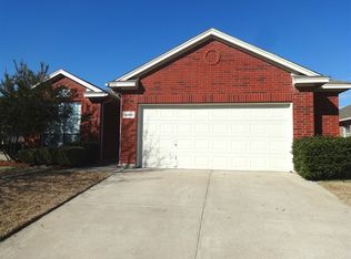 10501 Ashmore Dr, Fort Worth, TX 76131