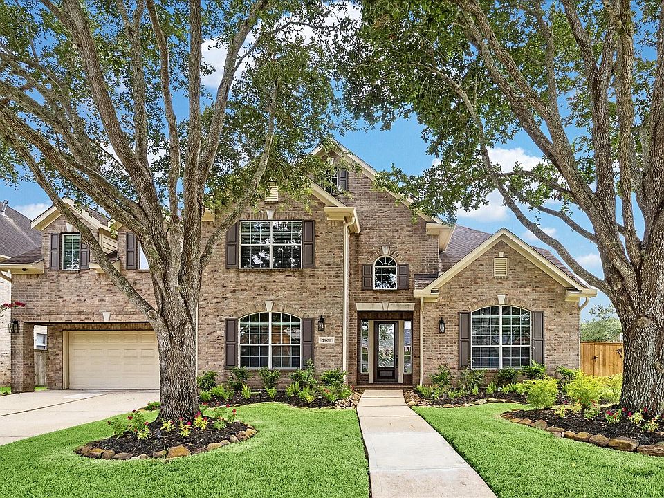 1st image of 7906 Emerald Haven Dr