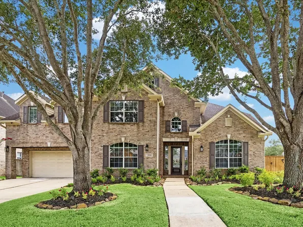 7906 Emerald Haven Dr, Sugar Land, TX 77479