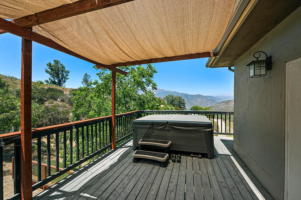 937 Peutz Valley Rd — Photo 3