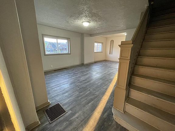 5th image of 302 Fairmont Ave #302.5