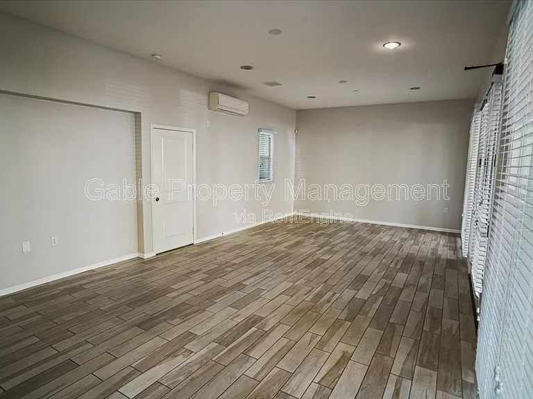 26261 Prima Way — Photo 9