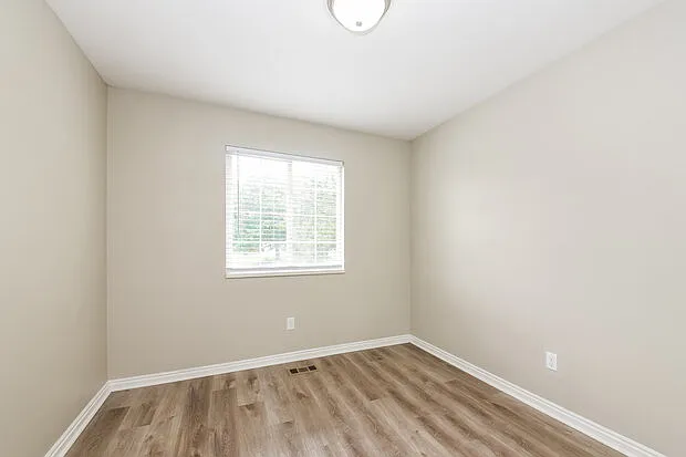 27 E Yale St — Photo 5